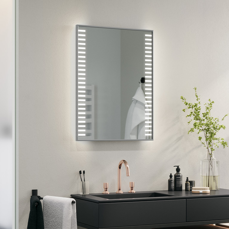 Aluminiumrahmen Spiegel LED Felisa