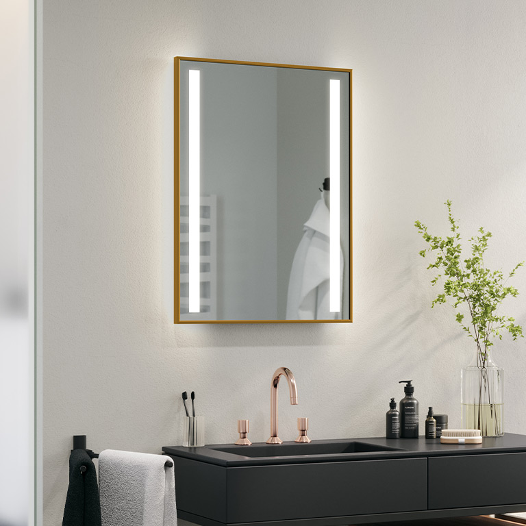 Aluminiumrahmen Spiegel LED Korin