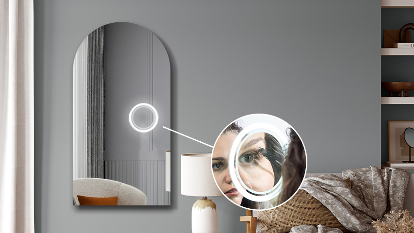 Magnifying mirror with LED illumination