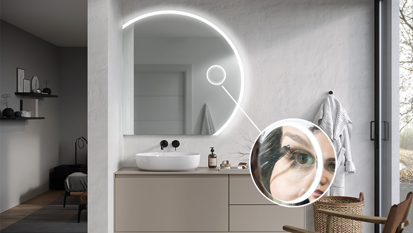 Vergrößerungsspiegel mit LED-Beleuchtung