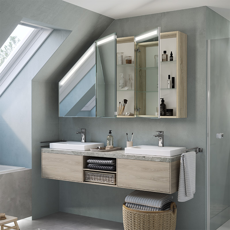 Dachschragen mit LED-Spiegel für Primaveros